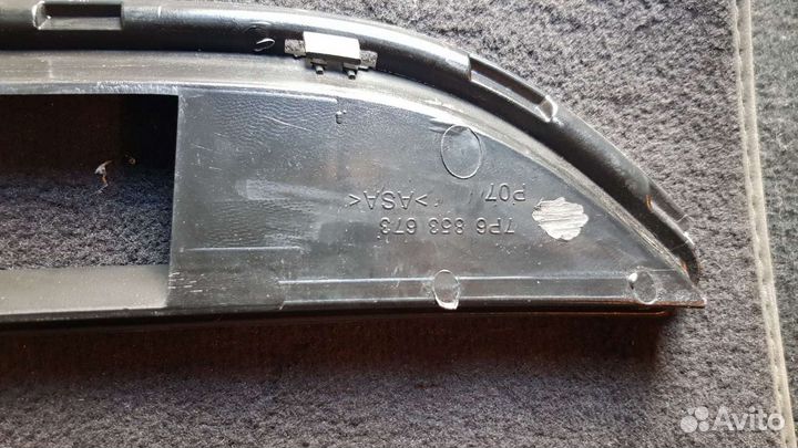 Решетка в бампер Volkswagen TouaregNF