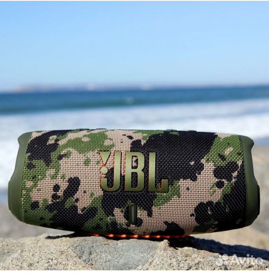 Портативная колонка JBL Charge 5