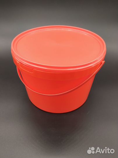 Пластиковая тара ведра банки