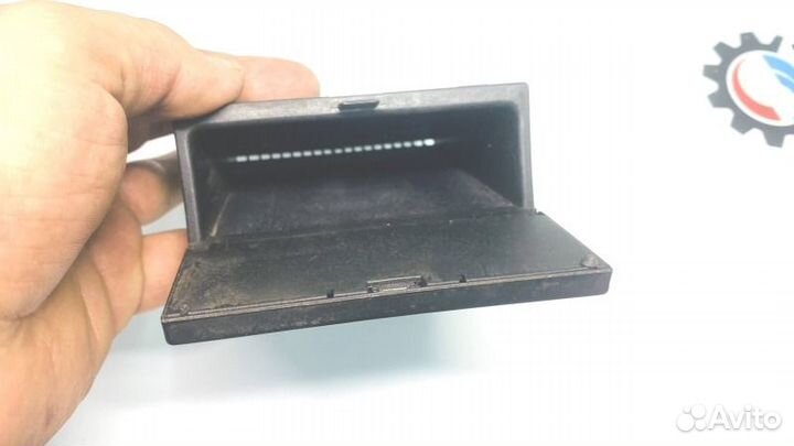 Бардачок центральный Audi A4 B5 Quattro sedan 2.4