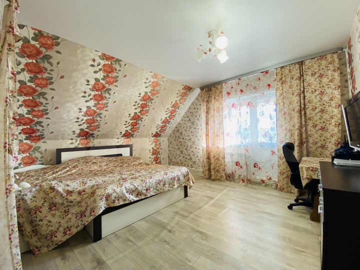 Дом 124 м² на участке 9 сот.