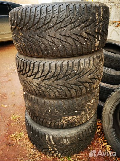 Yokohama Ice Guard Stud IG55 275/40 R20