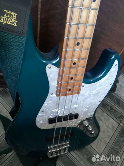 Бас-гитара Bacchus BJB-98 Glay Jiro