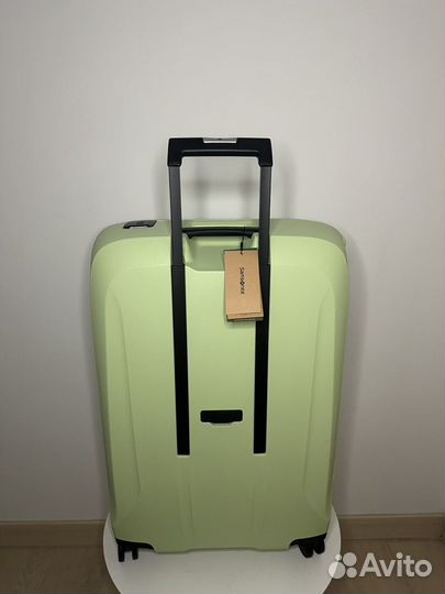 Новый чемодан Samsonite Essens L, 111л, салатовый