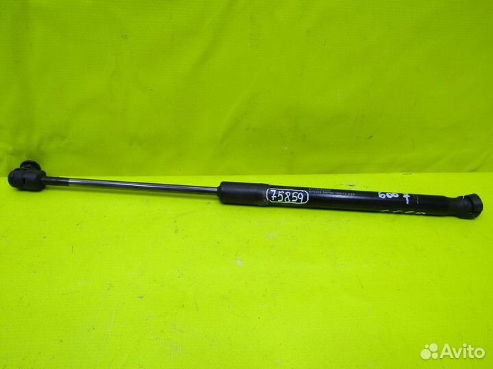 Амортизатор багажника Kia cee'd II 13г 75859