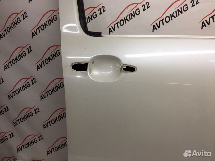 Дверь боковая передняя правая Toyota Wish ZNE10