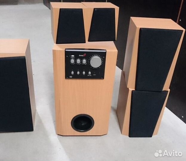Пульт от Genius 5.1 home theater