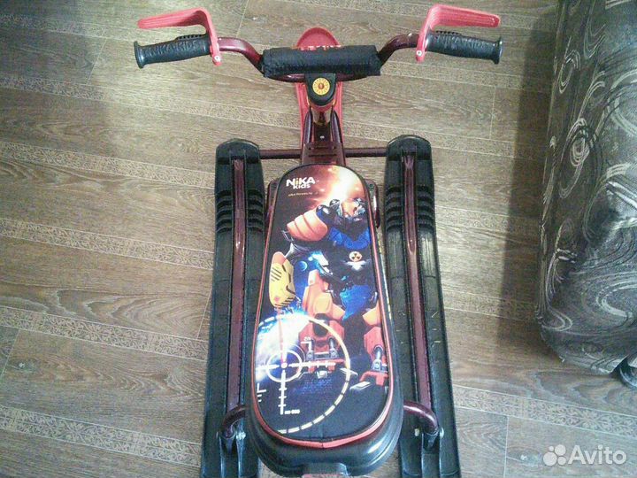 Детский снегокат