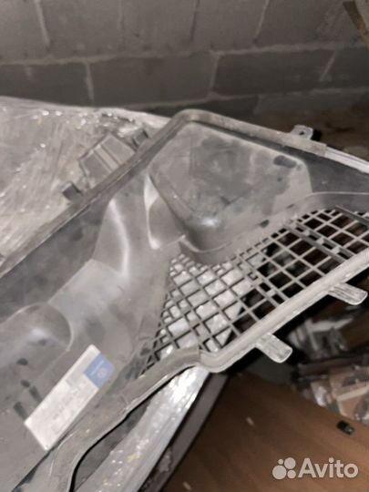 Жабо Mercedes Benz E W210