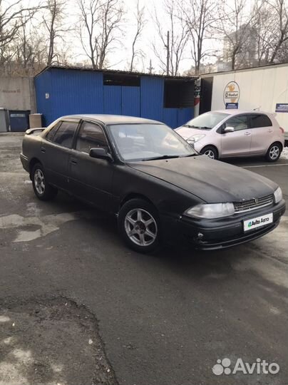Toyota Camry 1.8 AT, 1993, битый, 300 000 км
