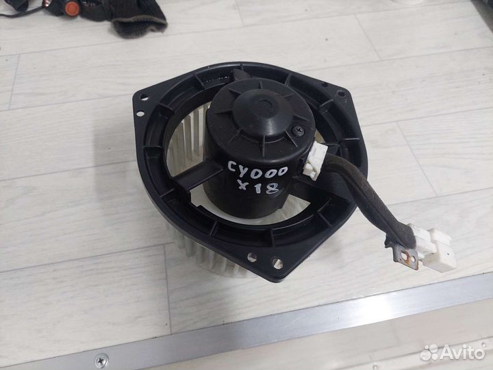 Моторчик печки nissan suzuki landy serena C25 CC25