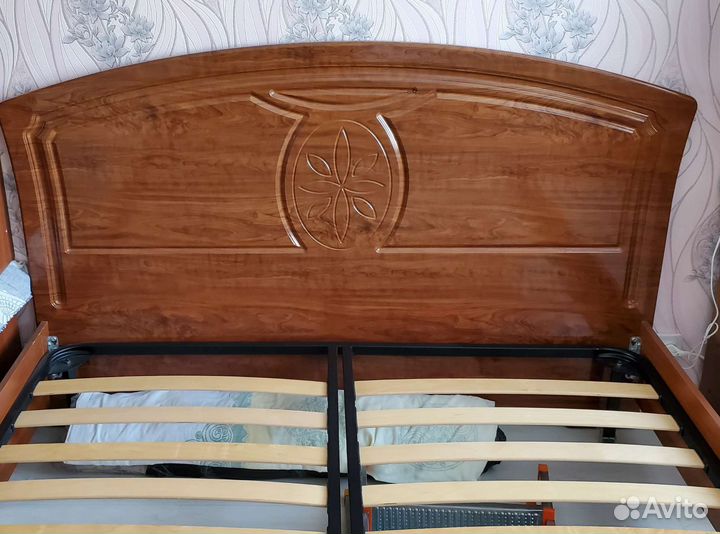 Спальный гарнитур бу