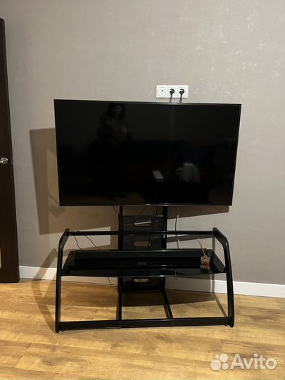 Стеклянная тумба