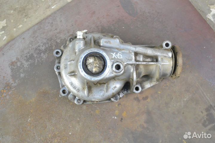 Редуктор переднего моста на BMW X6 Е71