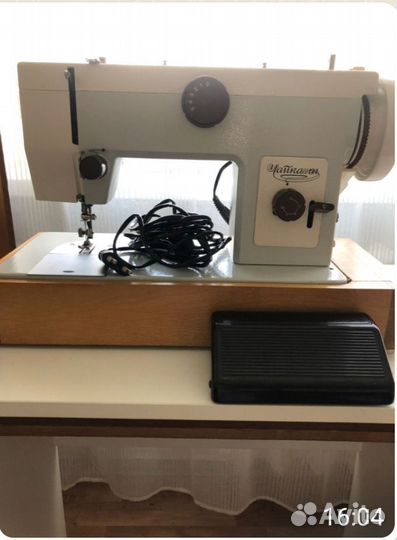 Швейная машина Чайка 134