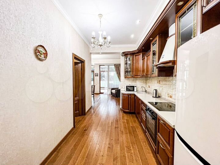 2-к. квартира, 62 м², 3/18 эт.