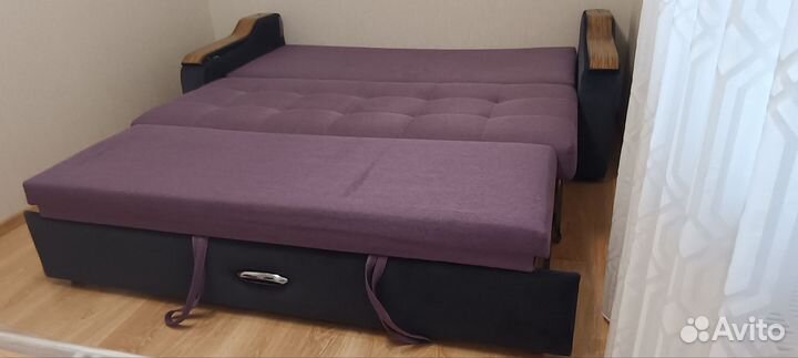 Диван лидер