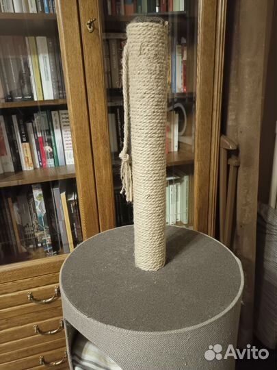 Домик для кошки с когтеточкой