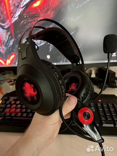 Игровые наушники гарнитура 7.1