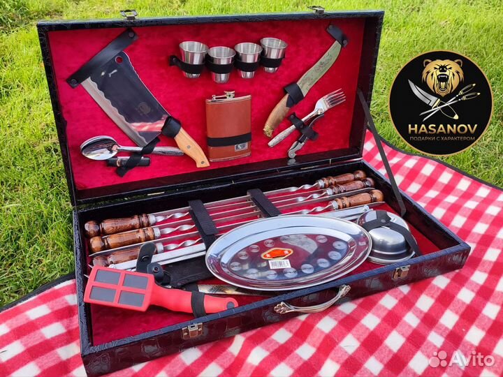 Подарочный шашлычный набор для пикника