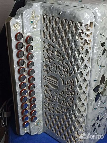 Концертная мастеровая тульская гармонь