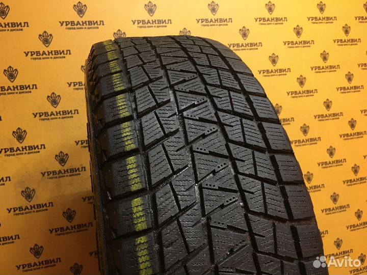 Bridgestone Blizzak DM-V1 215/65 R16 98R
