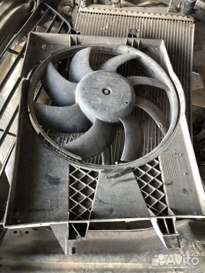 Форд фиеста 2006г.в. 1,4л.,моторчик охл. двиг