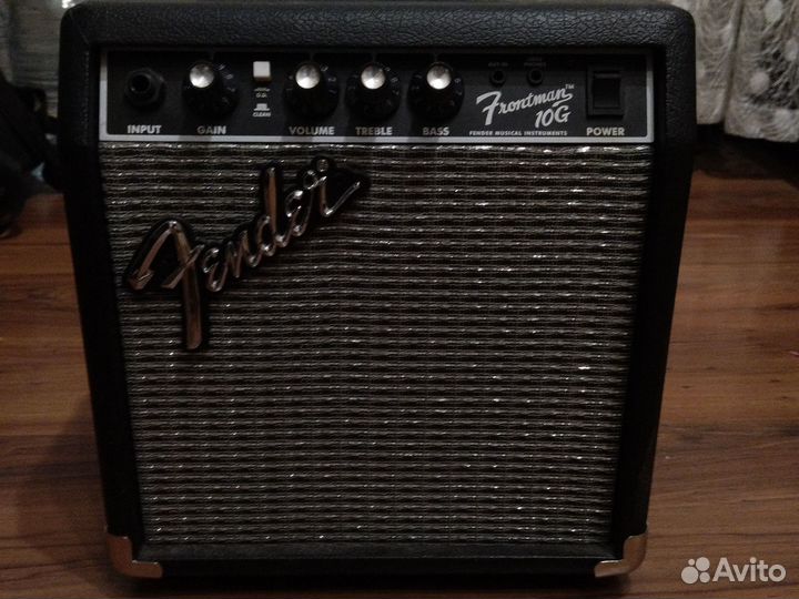 Гитарный комбоусилитель fender
