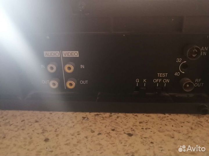 Видео магнитофон philips