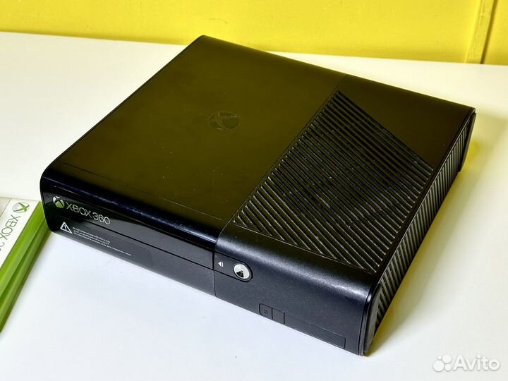Xbox 360 E + игры, гарантия