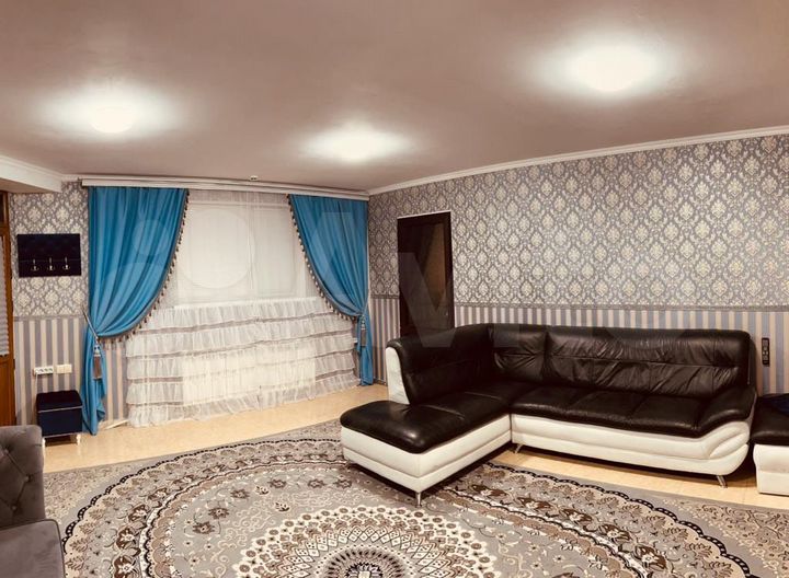 3-к. квартира, 85 м², 1/4 эт.