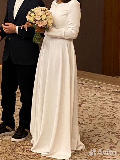 Свадебное платье