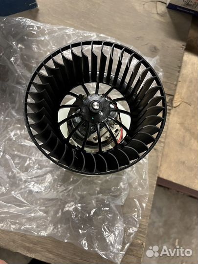 Мотор отопителя салона с крыльчаткой opel Corsa-C