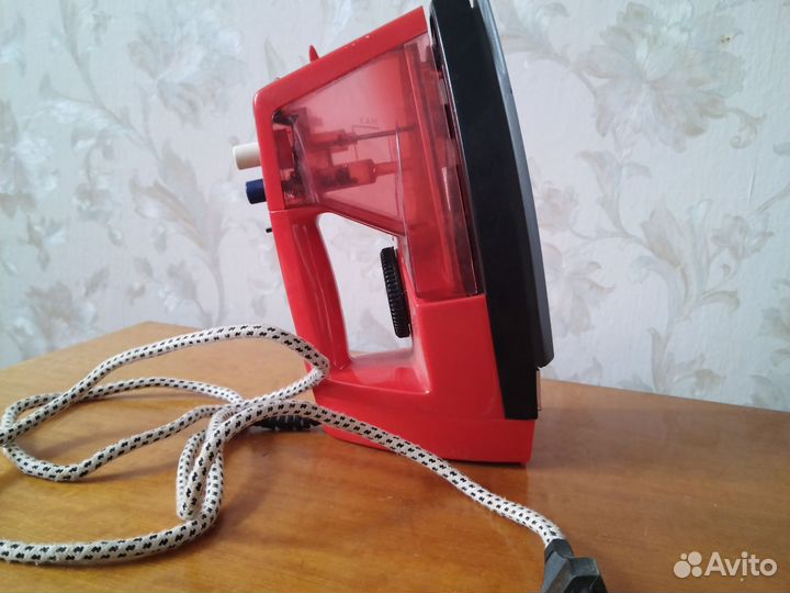 International detachable water tank утюг