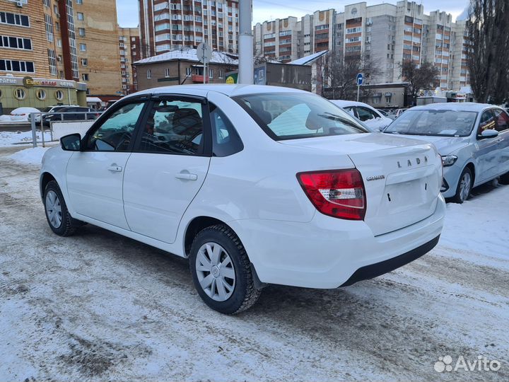 LADA Granta 1.6 МТ, 2023, 10 км