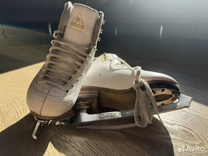 Фигурные коньки jackson freestyle