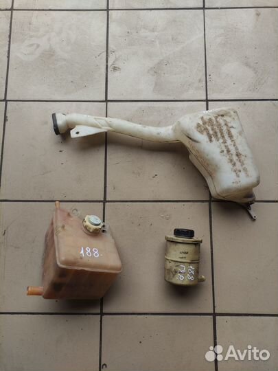 Бачок омывателя расширителя Renault Laguna I