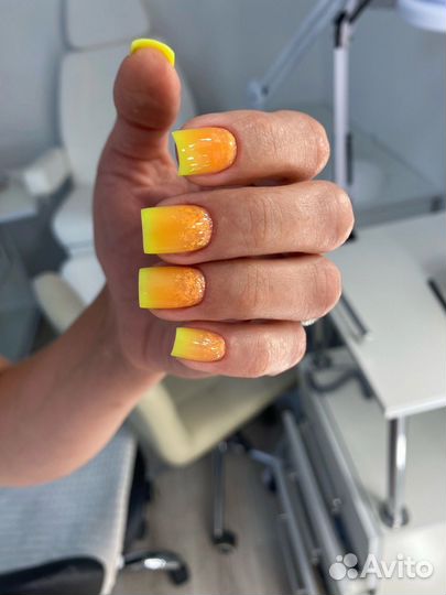 Маникюр. Педикюр