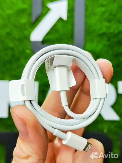 Оригинальный кабель Apple Type-C - Lightning