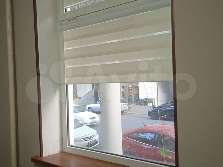 2-к. квартира, 100 м², 1/2 эт.