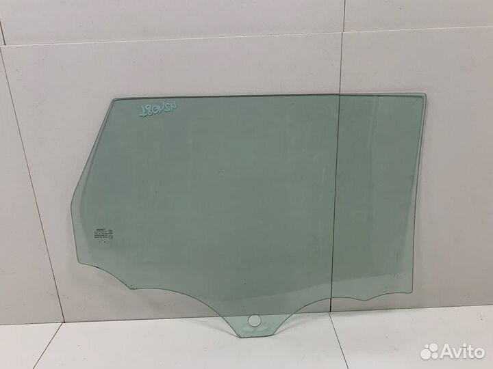 Стекло двери задней левой Land Rover Range Rover E