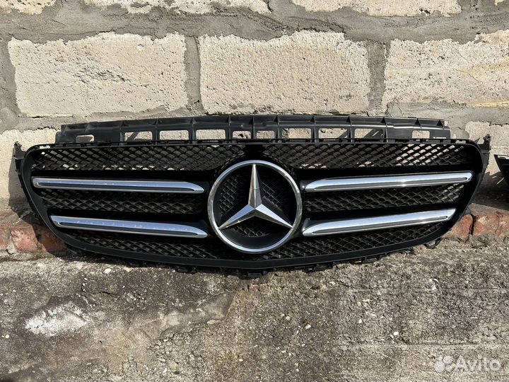 Решетка радиатора w213