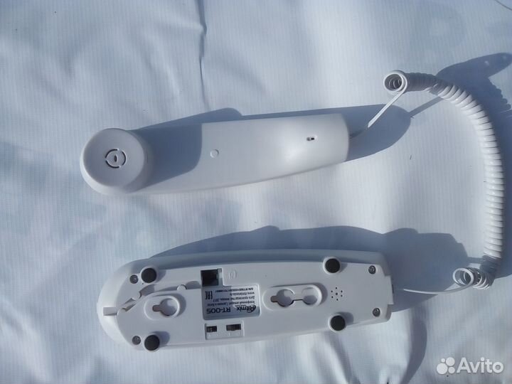 Телефон Ritmix RT-005