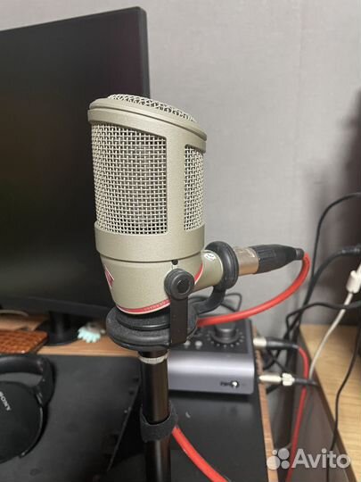 Студийный микрофон neumann bcm 104