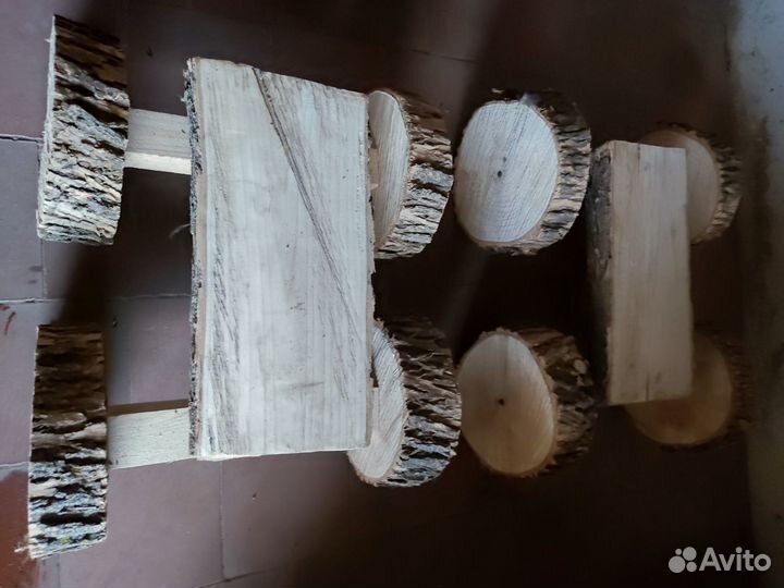 Подставка под цветы дерево для сада и дома