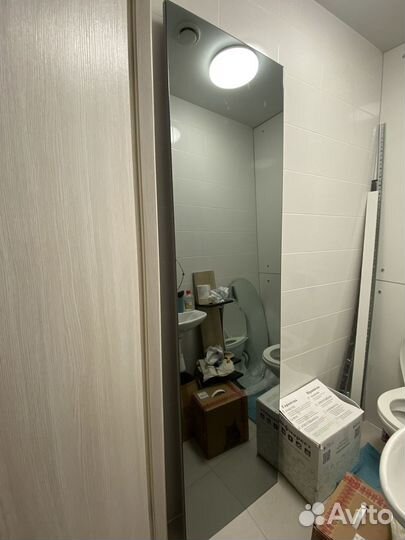 Стеклянная дверь