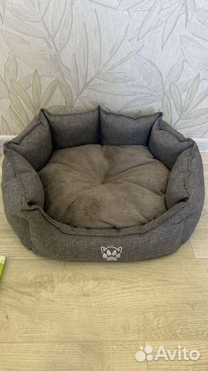 Лежанка для собак и кошек