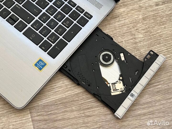 Быстрый Hp FullHD, Intel Gold, 8Gb, SSD 256Gb