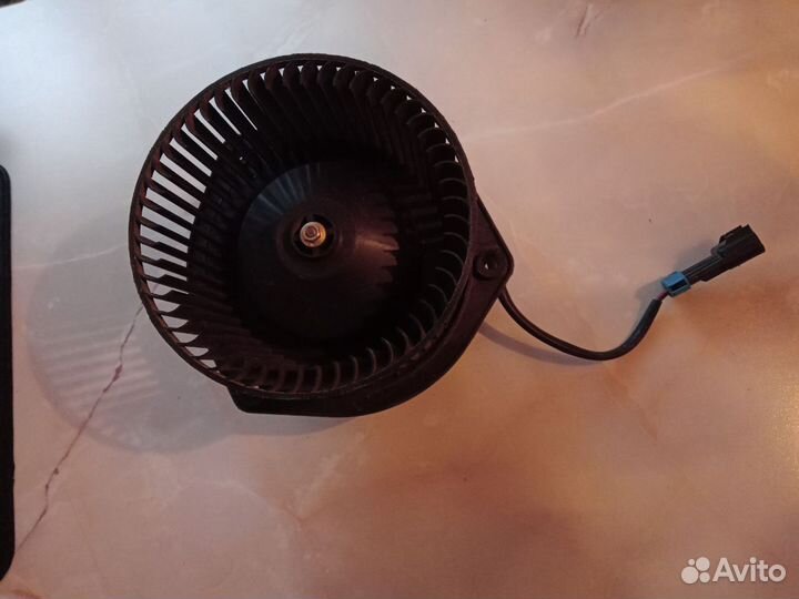 Мотор от печки Приоры без кондиционера