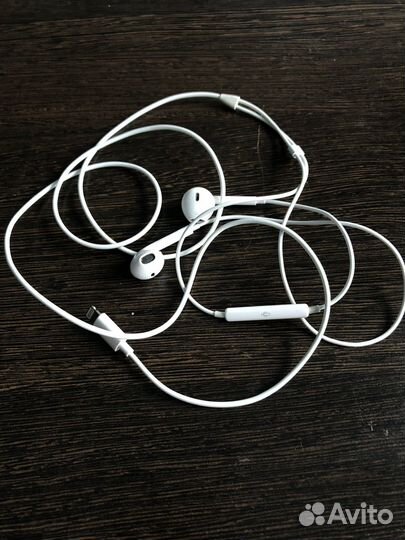 Наушники apple earpods